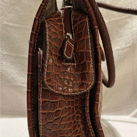 ROSETTI purse with matching keychain - Picture 7 of 14